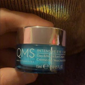 QmS eye cream